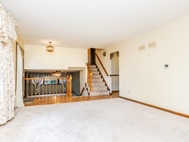 House for sale in Bridgeview, Cook County