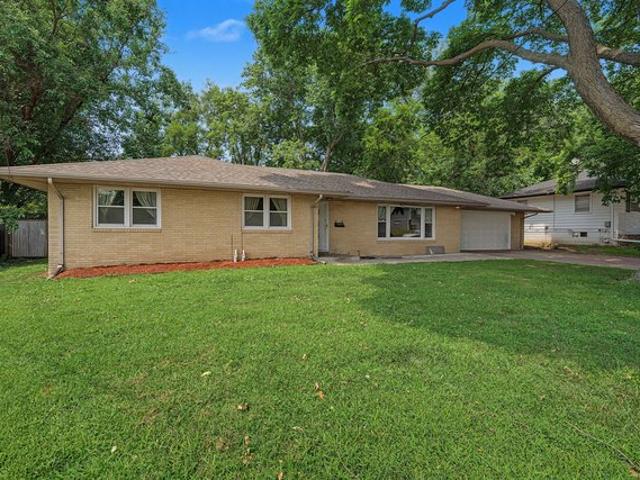 House for sale in West Des Moines, Iowa