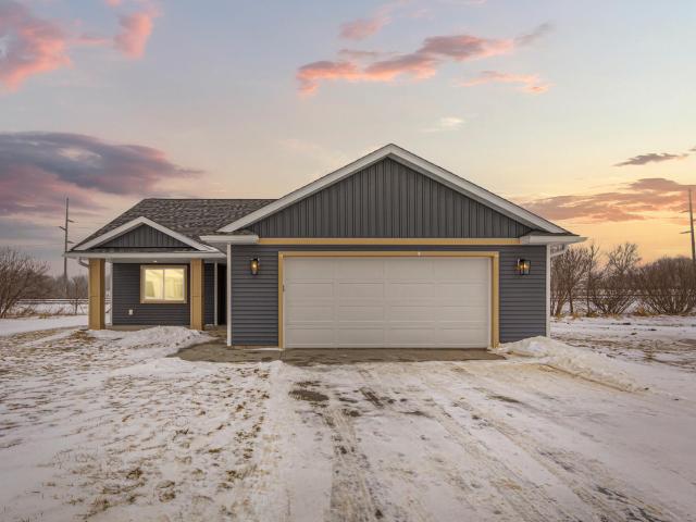 House for sale in Dodge Center, Minnesota