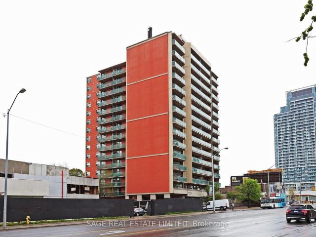 Apartment for sale in Woburn, Ontario