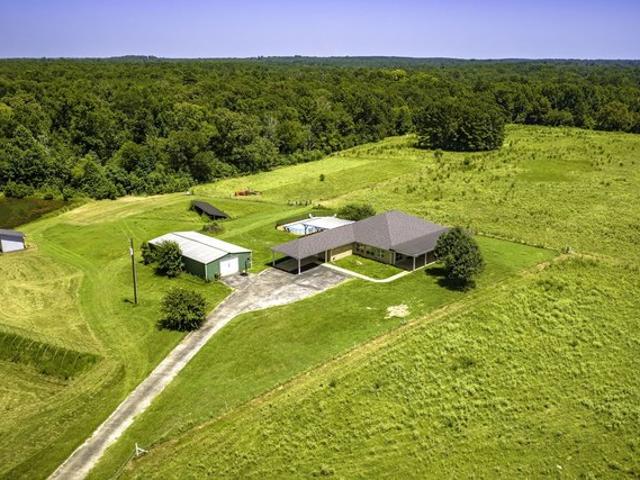 House for sale in Elkhart, Texas