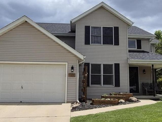 House for sale in Ottawa, Illinois