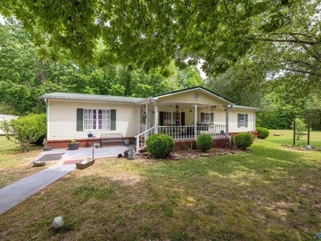 House for sale in Hamilton, Alabama