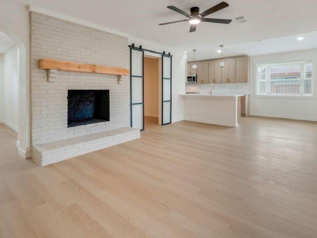 House for sale in Dallas, Dallas County