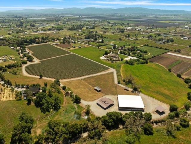 Farm for sale in Hollister, California