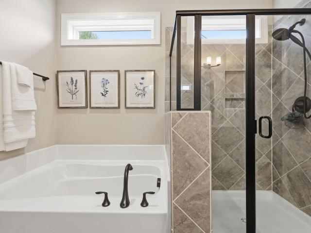 House for sale in Kings Glen, Wake Forest