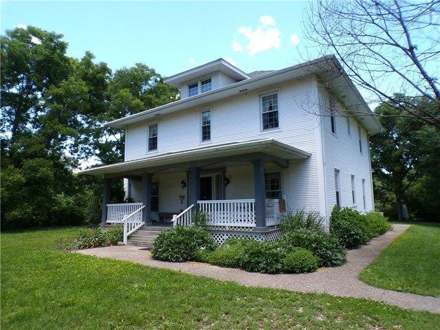 House for sale in Sullivan, Illinois