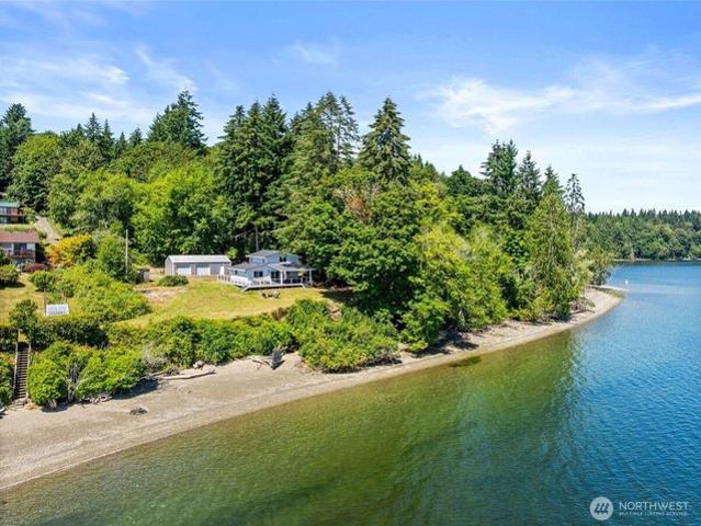 House for sale in Shelton, Washington