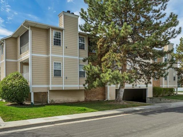 Condo for sale in Sandy, Utah