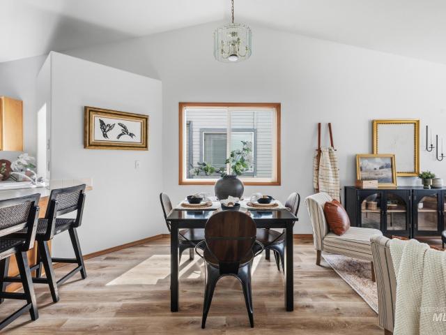 Townhouse for sale in Emmett, Gem County