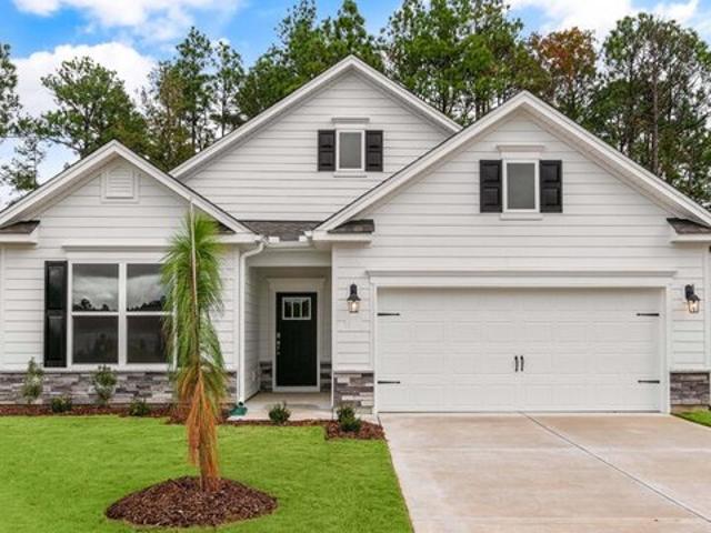 House for sale in Aberdeen, North Carolina