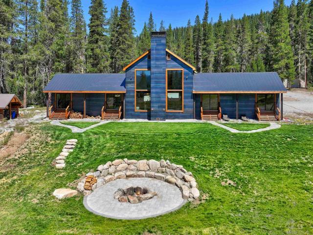 House for sale in Sierraville, California