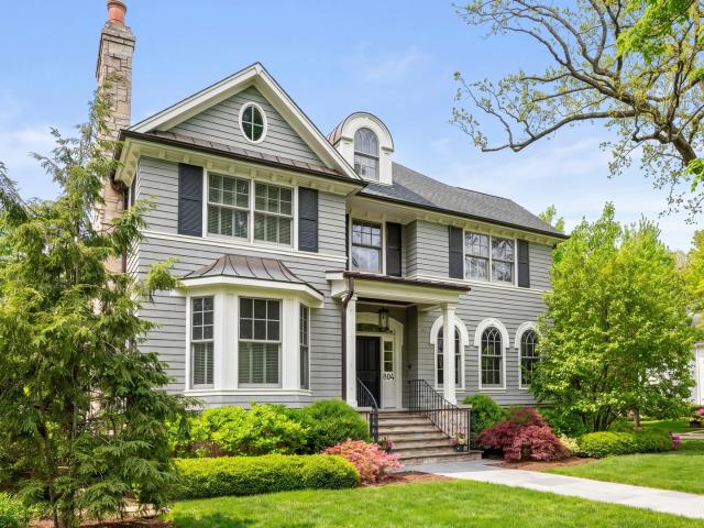 House for sale in Wilmette, Illinois