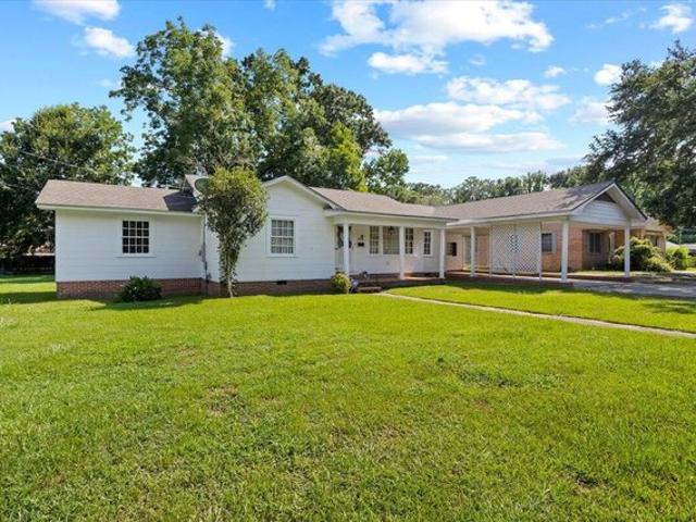 House for sale in Columbia, Mississippi