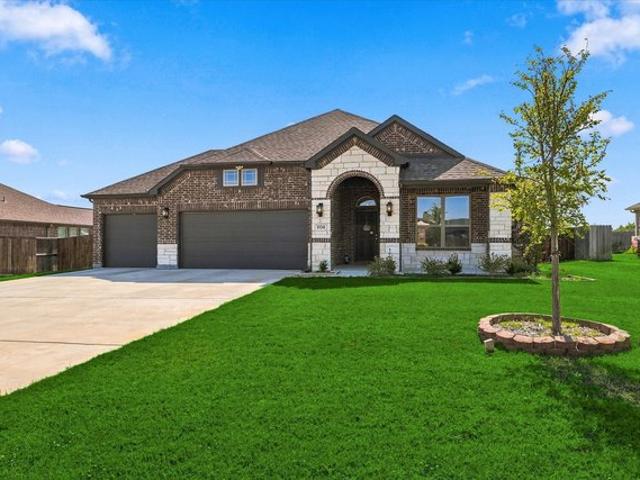 House for sale in Collinsville, Grayson County