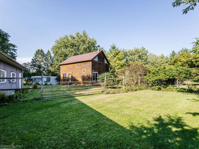 House for sale in Lowell, Tonica