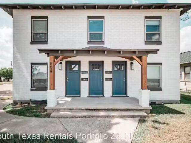 Condo for rent in Victoria