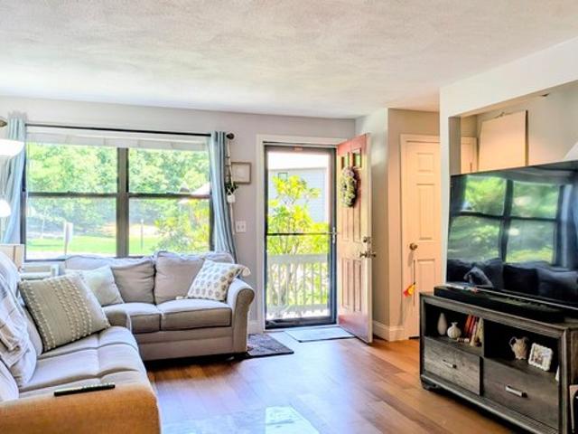 Townhouse for rent in Smithfield, Rhode Island