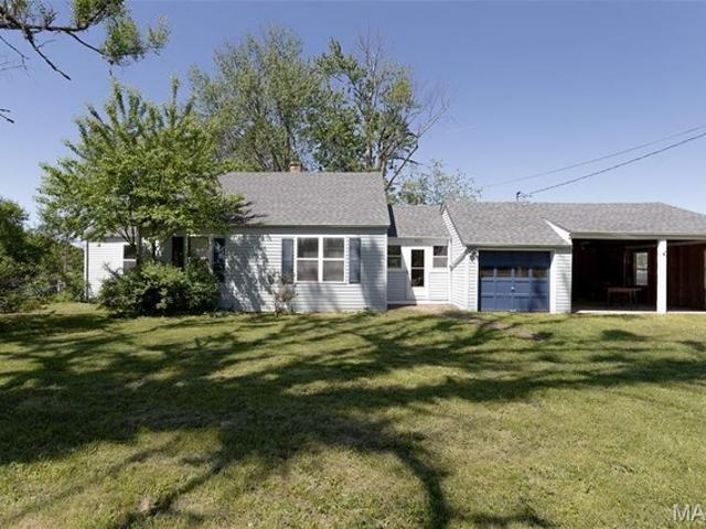 House for sale in Mineral Point, Missouri