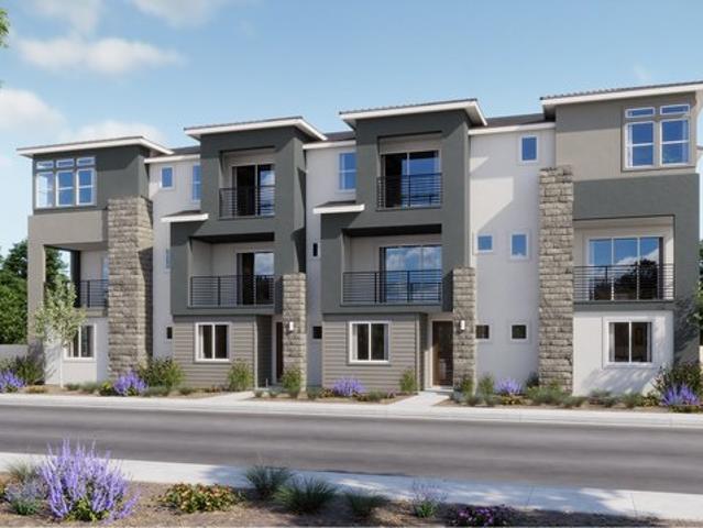 Townhouse for sale in Orange County Great Park, Irvine