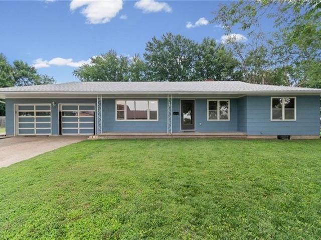 House for sale in Blue Springs, Missouri
