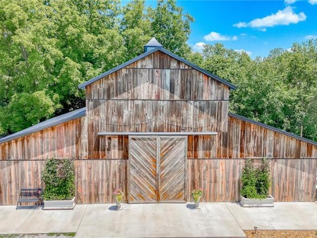 Commercial for sale in Centerview, Missouri