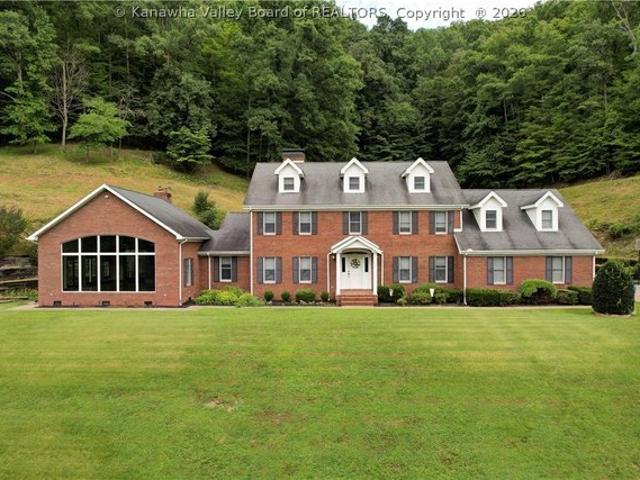House for sale in Chapmanville, West Virginia