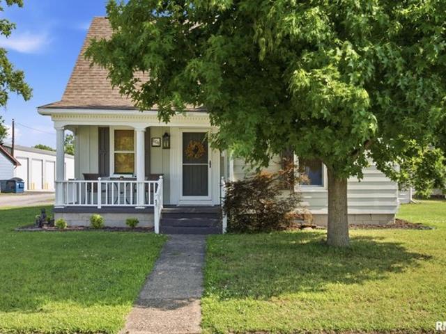 House for sale in Marion, Illinois