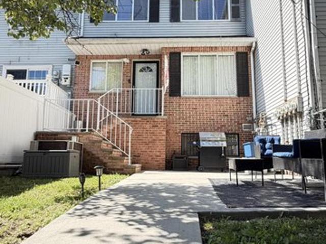 House for sale in Arverne, New York