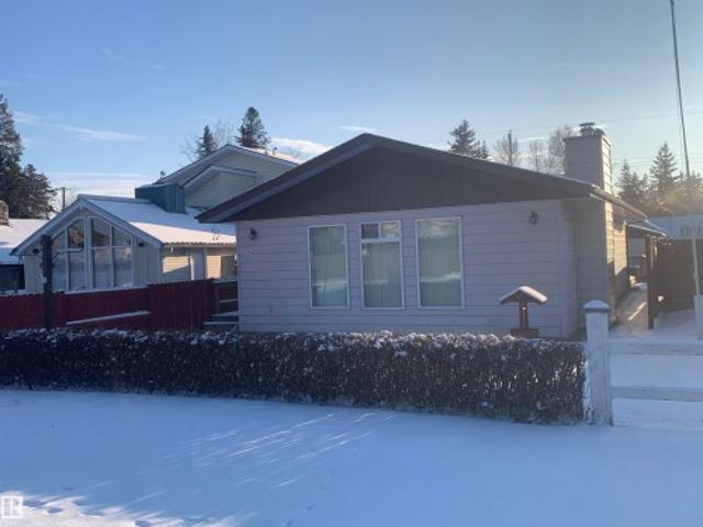 House for sale in Alberta