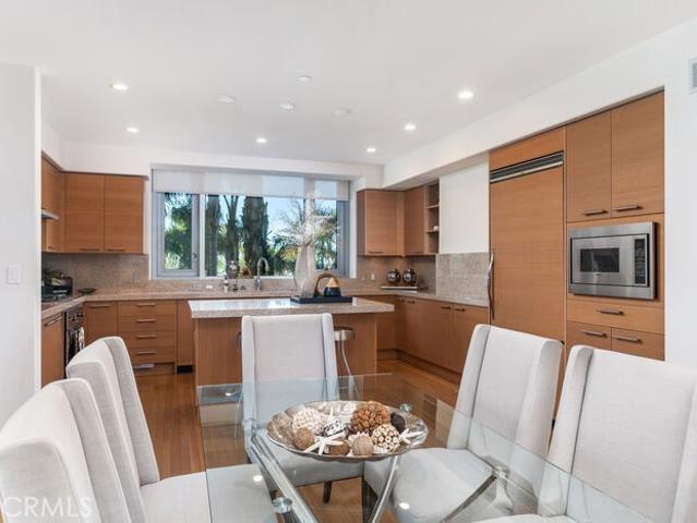 Condo for sale in Irvine, Irvine Business Complex