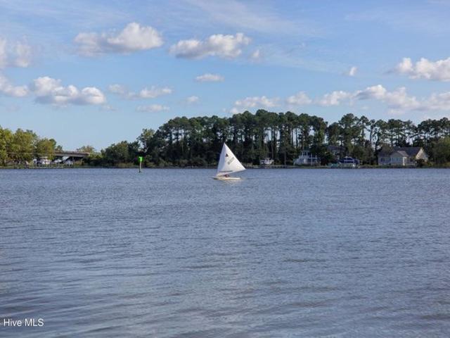 Land for sale in Oriental, Pamlico County