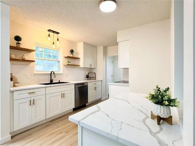 Townhouse for sale in Kansas City, Missouri