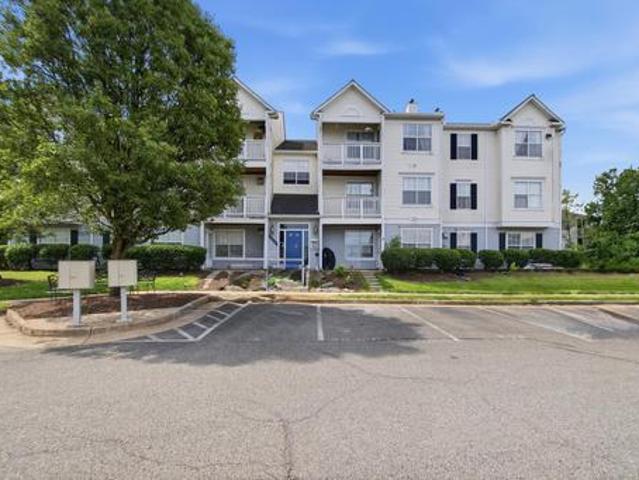 Condo for sale in Virginia