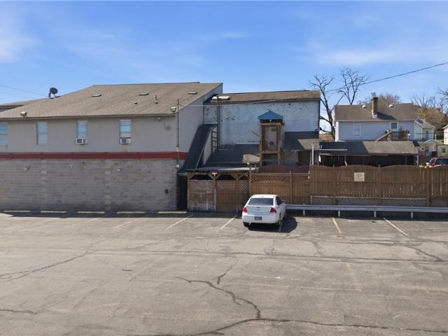 Commercial for sale in Parkersburg, West Virginia