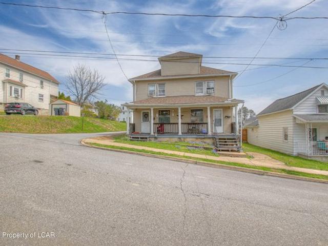 House for sale in Luzerne, Pennsylvania