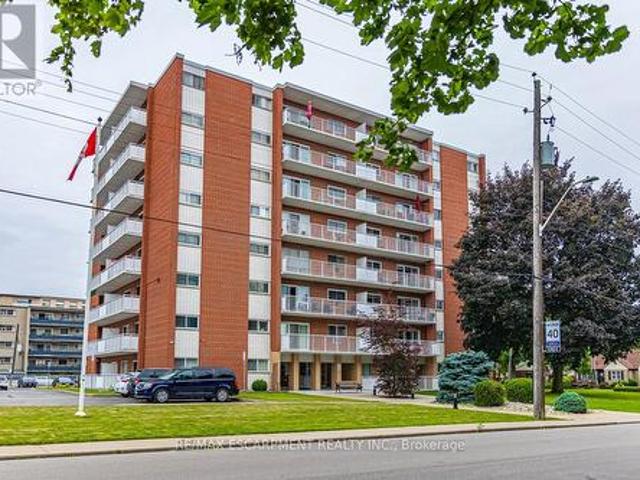 Condo for sale in Hamilton