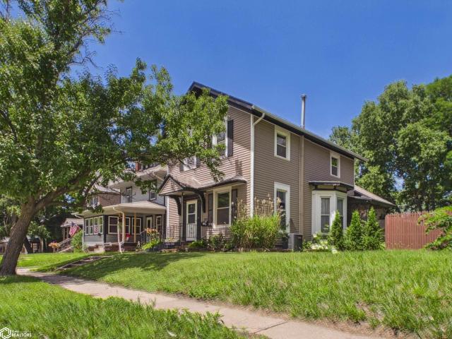 House for sale in Mahaska, Iowa