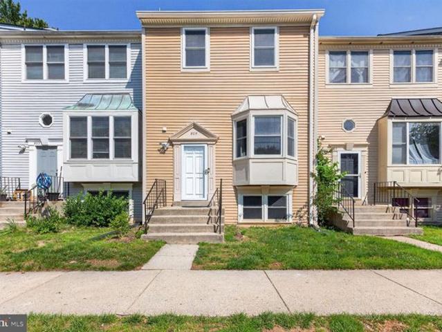 Townhouse for sale in Gaithersburg, Maryland