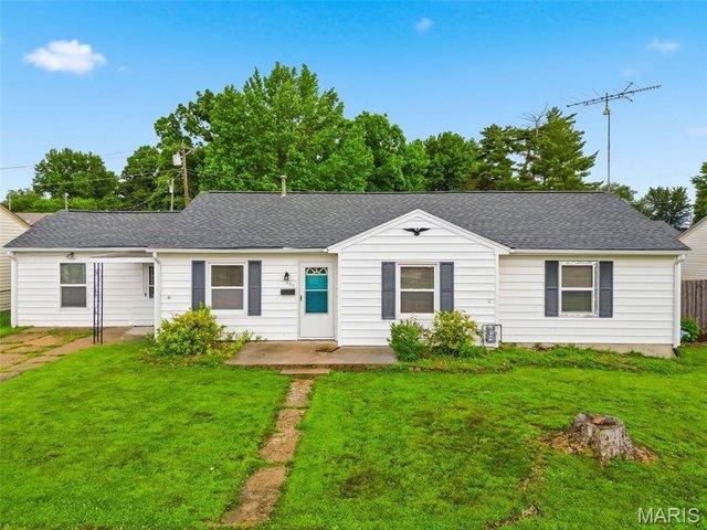 House for sale in Elsberry, Missouri