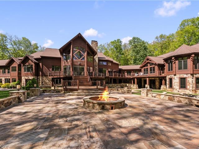 House for sale in Cascades, Aurora