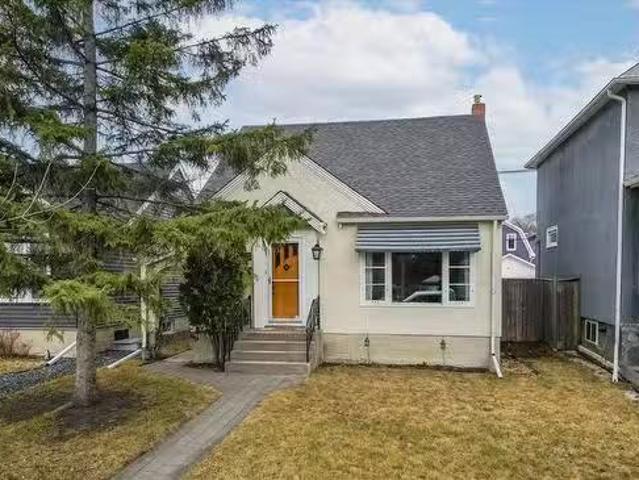 House for sale in East St. Paul, Manitoba