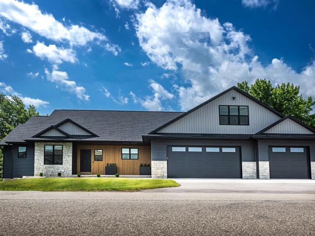 House for sale in Little Chute, Wisconsin