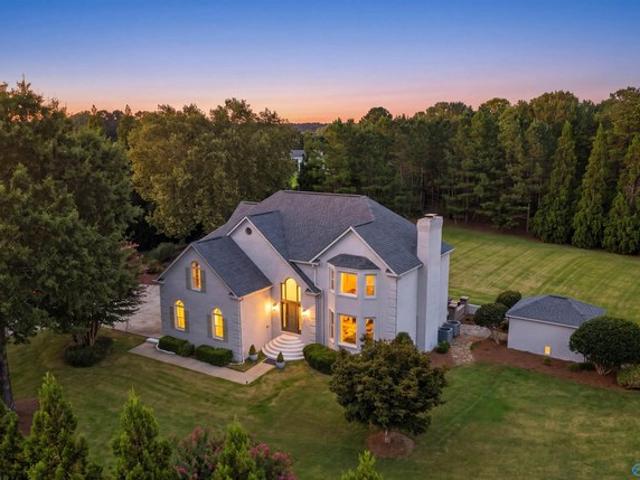 House for sale in Lakewood, Fort Payne