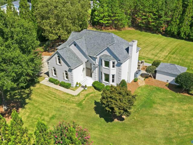 House for sale in Lakewood, Fort Payne