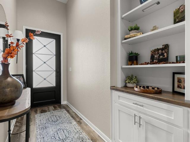 House for sale in Hewitt, Texas