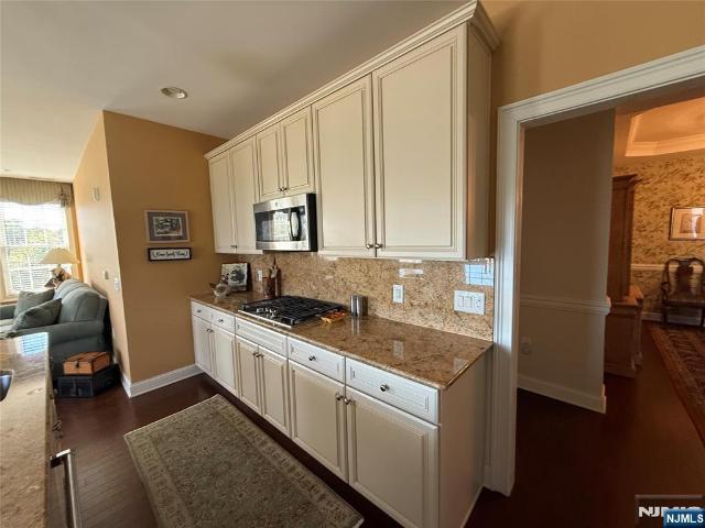 Condo for sale in Woodcliff Lake, New Jersey