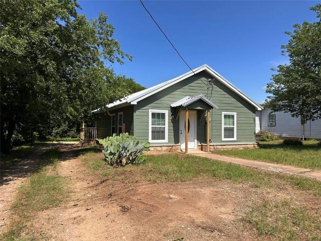 House for sale in Comanche, Texas
