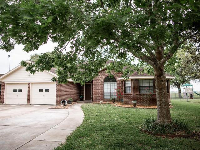 House for sale in East Bernard