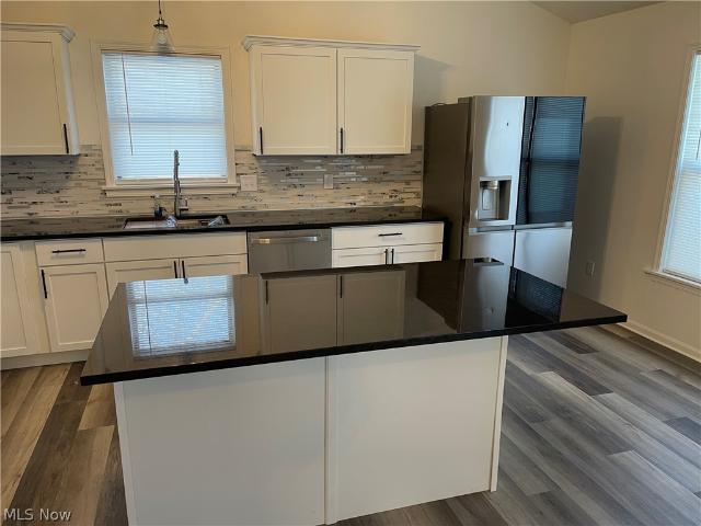 House for sale in Hubbard, Ohio